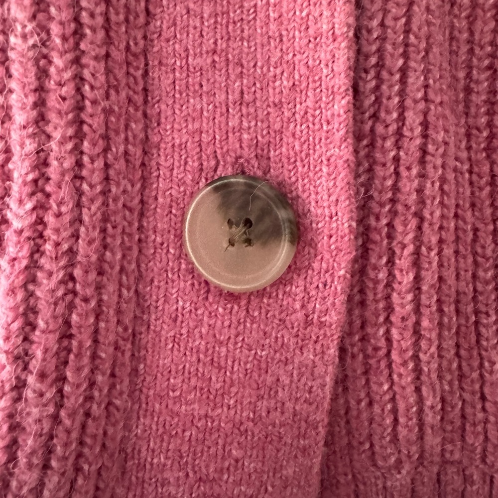 Old Navy Women’s Pink V Neck Shaker Knit Cardigan Size L - Picture 5 of 5